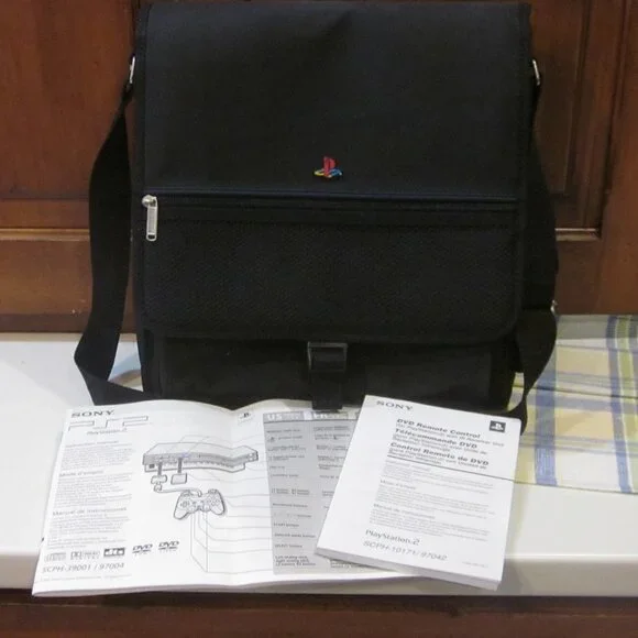 Sony PlayStation 2 shoulder bag and manuals - Picture 1 of 7